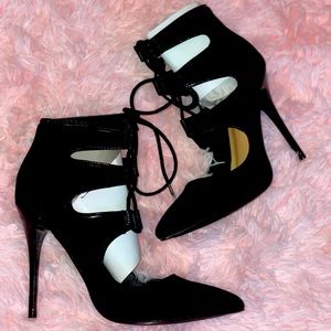 Beautiful Lace Up Ankle Pumps